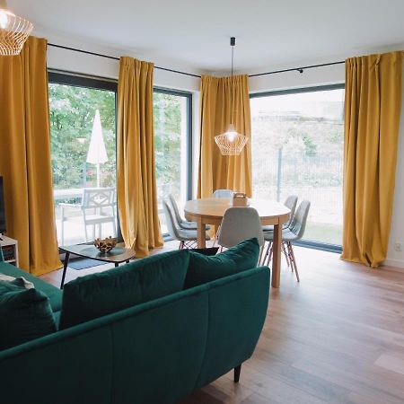 Апартаменты Apartament Nad Strumykiem Z Ogrodkiem - Dream Apart Устронь Экстерьер фото